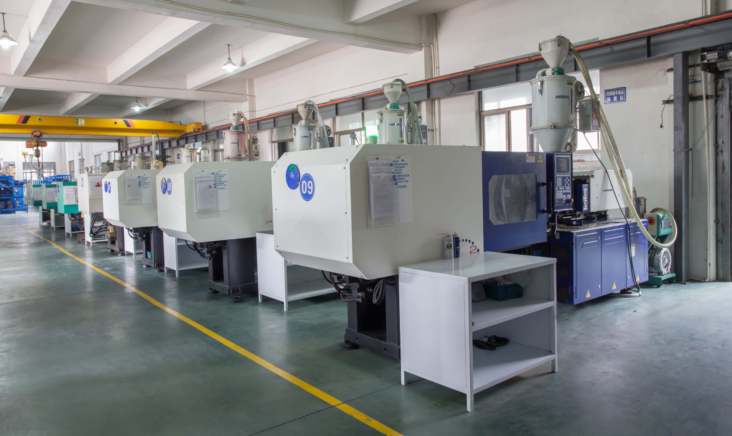 Muphoenix Injection Molding Equipment