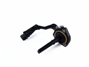 BMW 5 (E39) Oil Level Sensor Detail View