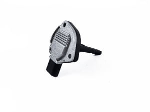 BMW 525i Oil Level Sensor Detail View