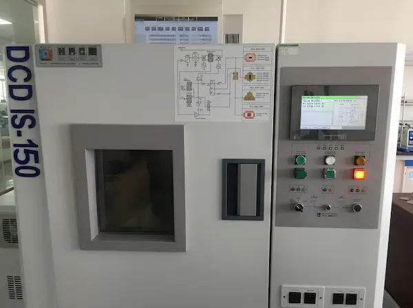 High and low temperature alternating damp heat test chamber